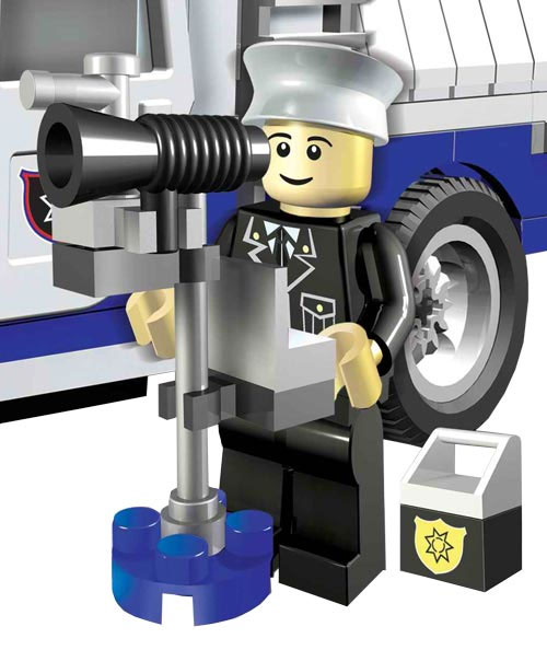 ban8332b3.jpg