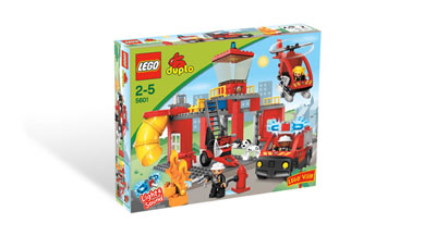 5601lego1.jpg