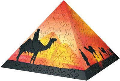 ravenpyramid114603b.jpg